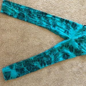 Rock & Republic green batik jeans